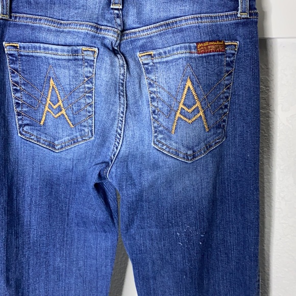 Used jeans in fair condition - Picture 4 of 7